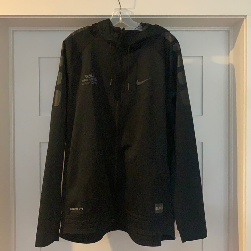 Men’s XL NCAA March Madness Nike Elite Zip Hoodie